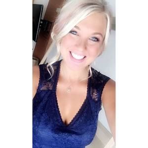 Meet your Posher, Cassi